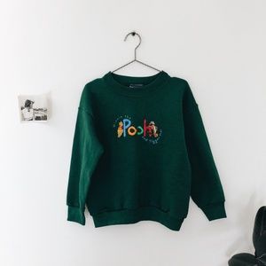 KidsVintage Winnie The Pooh Sweat Shirt- Size 5/6T